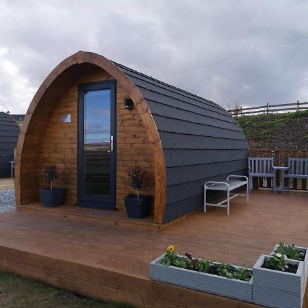 Lochview Pods Apartment Harlosh Bagian luar foto