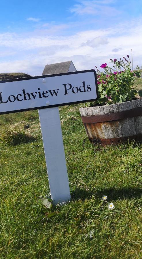 Lochview Pods Apartment Harlosh Bagian luar foto