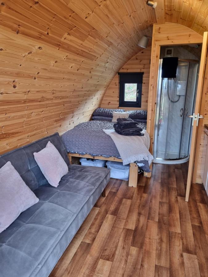 Lochview Pods Apartment Harlosh Bagian luar foto